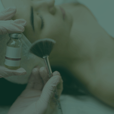 PRX T33-Peeling – Wirkungen, Ablauf der Behandlung und Indikationen